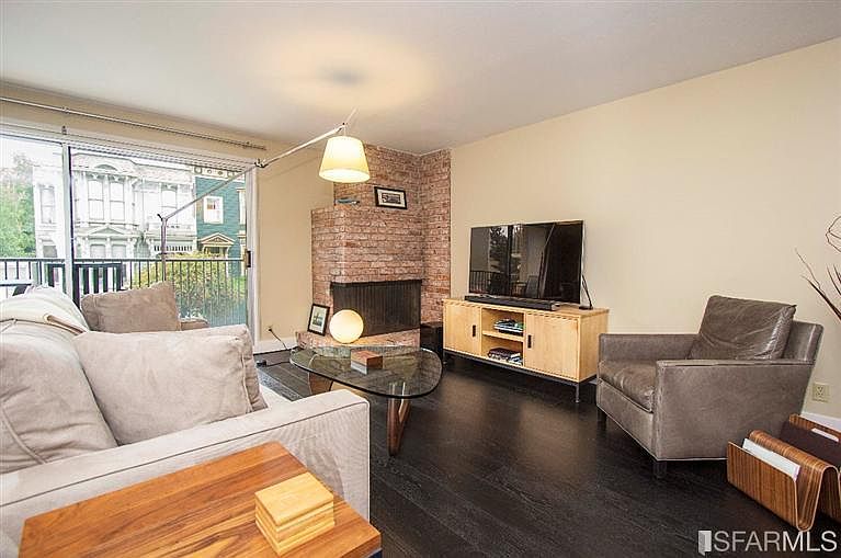 1st image of 2410 Pacific Ave APT 4