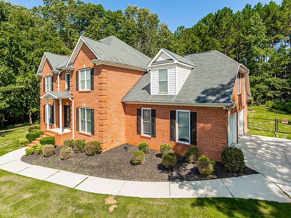 2nd image of 25 Woods Creek Ct