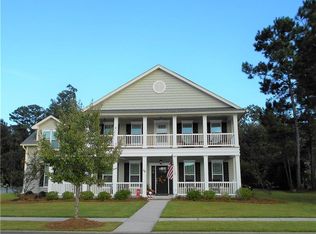 24 Autumn Lake Dr, Savannah, GA 31419