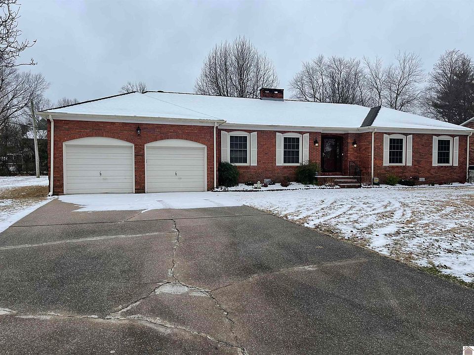 1st image of 1715 Holiday Dr