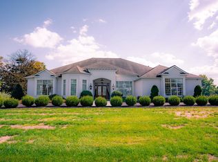 1505 Detwiler Dr, York, PA 17404