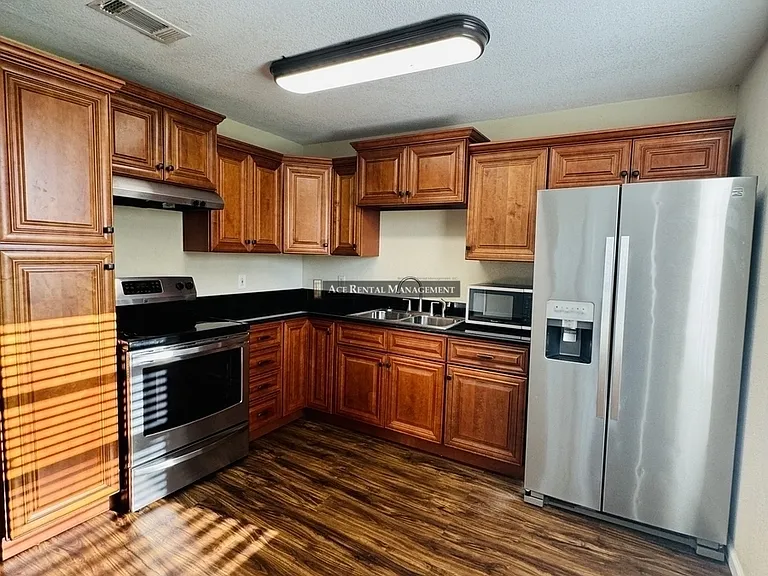 9865 Vernall Ln — Photo 4