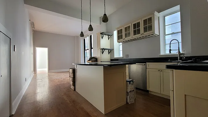 Rented by Julien Aractingi, LREB | media 27