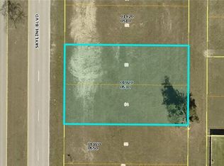 1307 Skyline Blvd, Cape Coral, FL 33991