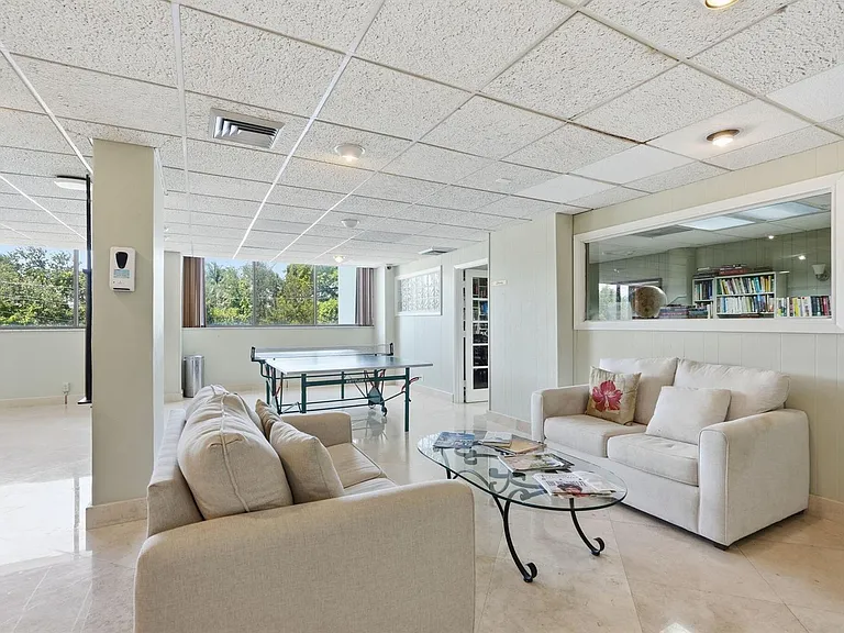 5600 N Flagler Dr #1110 — Photo 41