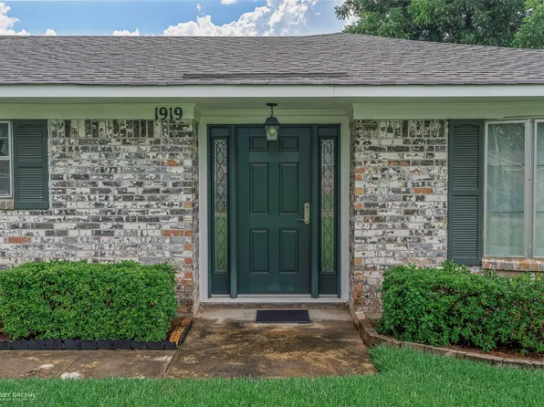 1919 Camille St, Bossier City, LA 71112