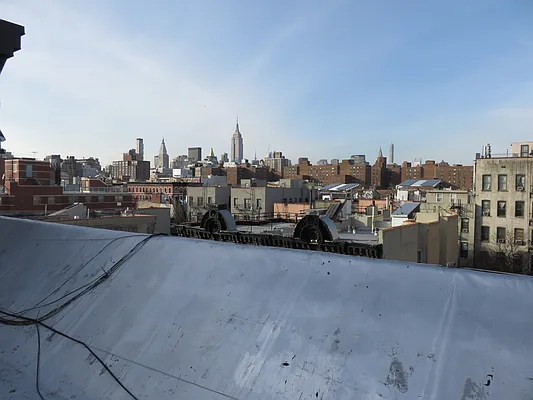 Rented by Majesty Management | media 104