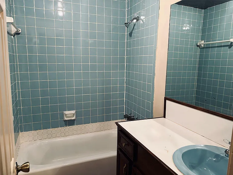 415 Zinn Dr — Photo 20