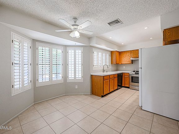 5th image of 6832 E Kings Ave