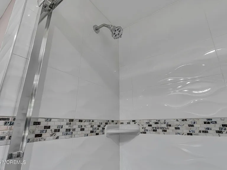 14 Fulton Ave — Photo 16