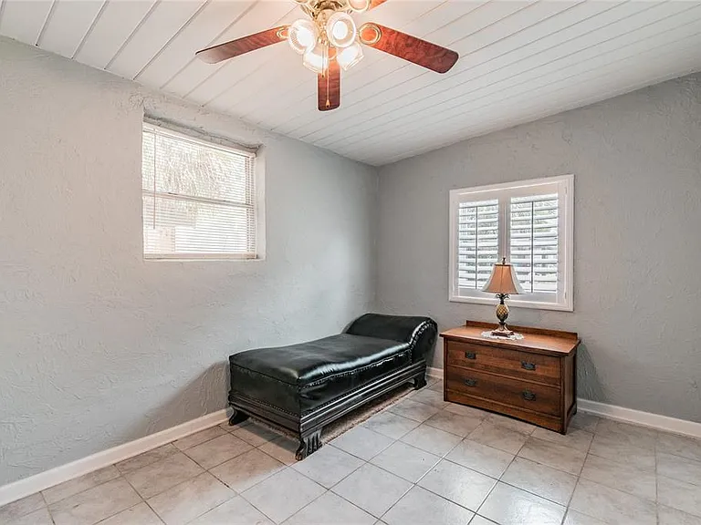 3611 W Anderson Ave — Photo 36