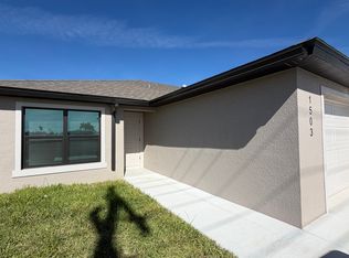 1503 Gleason Pkwy, Cape Coral, FL 33914