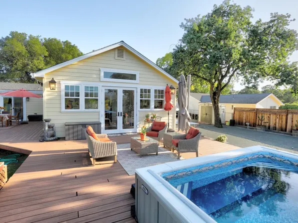 21150 Burndale Rd, Sonoma, CA 95476