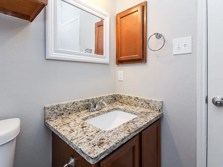 8440 Auburn Dr — Photo 14