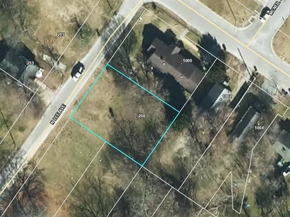 208 N Lee Ave, Dunn, NC 28334