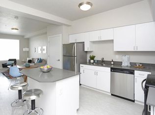 47 W Fireclay Ave, Murray, UT 84107