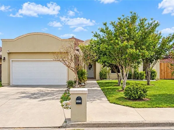 1605 N Santa Fe St, Alton, TX 78573