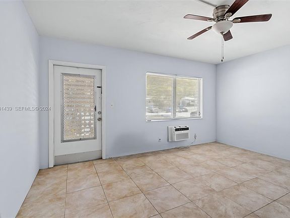 5th image of 2000 NE 51st Ct APT 108