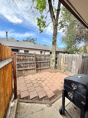 1149 Akron St Photo 1