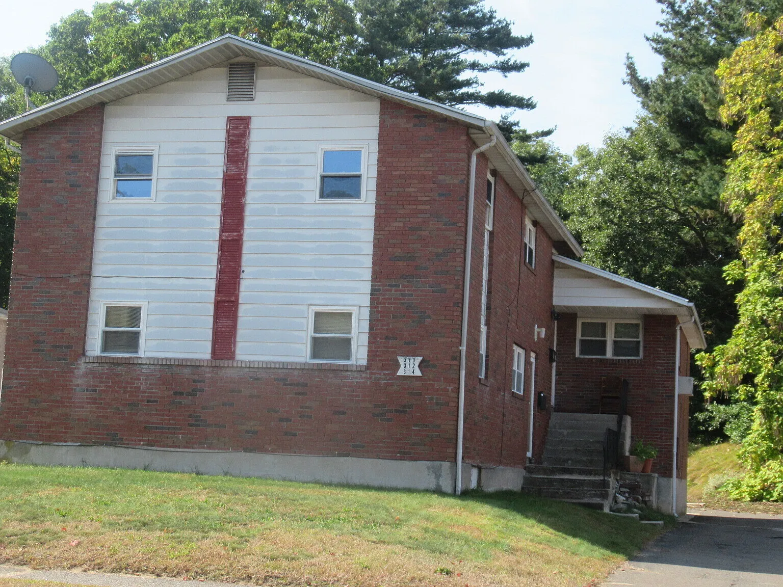 2 bed, 1.0 bath, 950 sqft, $1,850 — Photo 2
