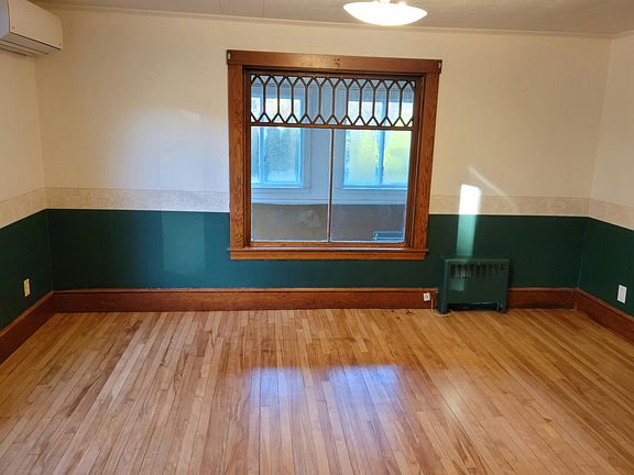 5th image of 503 Essex Street