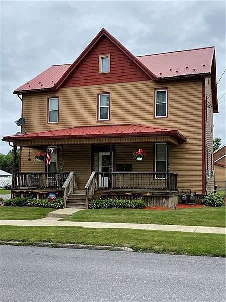 1st image of 14 Juniper St