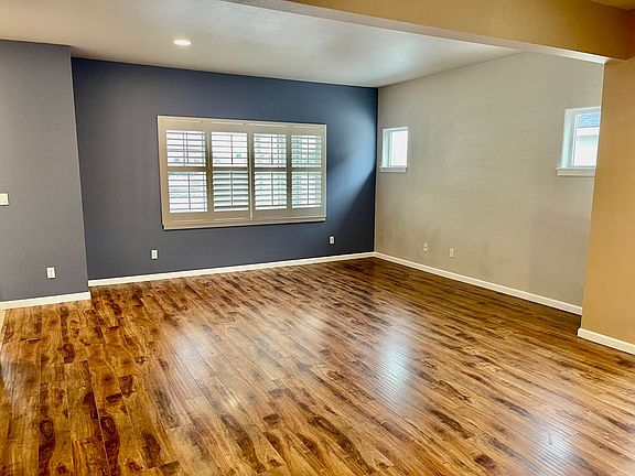 4th image of 2300 N Country Vista Blvd