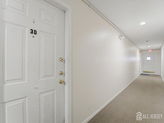 4th image of 1906 Paterson Plank Rd APT 3D