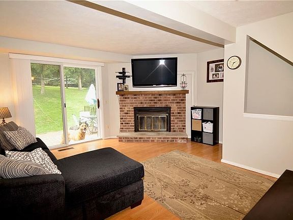 5th image of 3217B Sherwood Dr