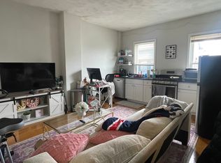 1100 Cambridge St #1102R, Cambridge, MA 02139