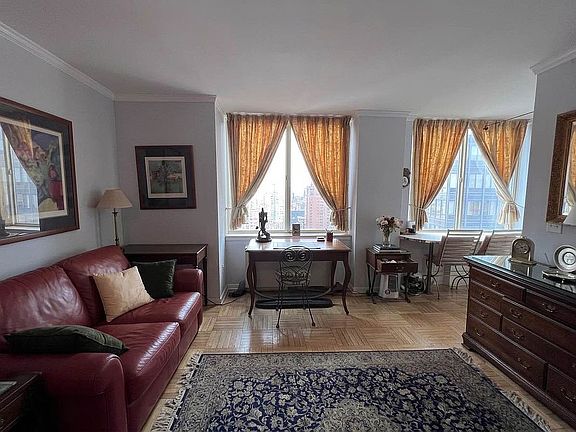 2nd image of 236 E 47th St APT 28D