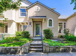 1860 NE Orenco Station Pkwy, Hillsboro, OR