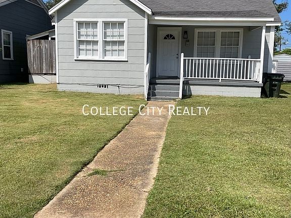 2nd image of 1514 3rd Ave