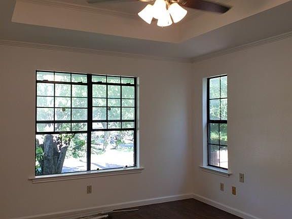 2nd image of 10720 Sunny Ln