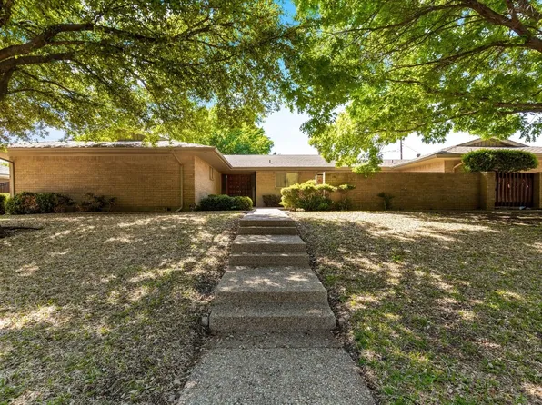 3904 Summercrest Dr, Fort Worth, TX 76109