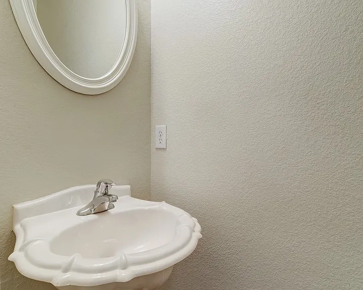 5102 Caswell Ave — Photo 27