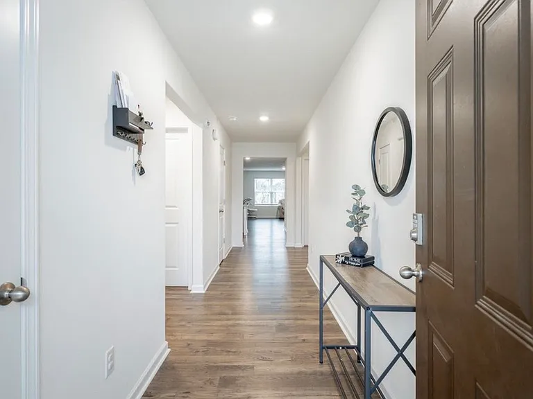 81 Draft St — Photo 2