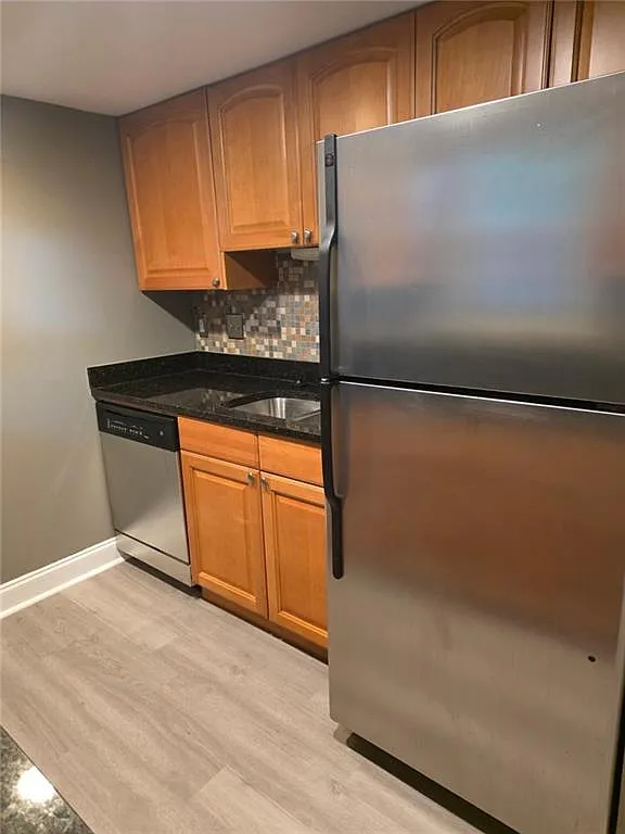 2 bed, 1.5 bath, 986 sqft, $1,850 — Photo 3