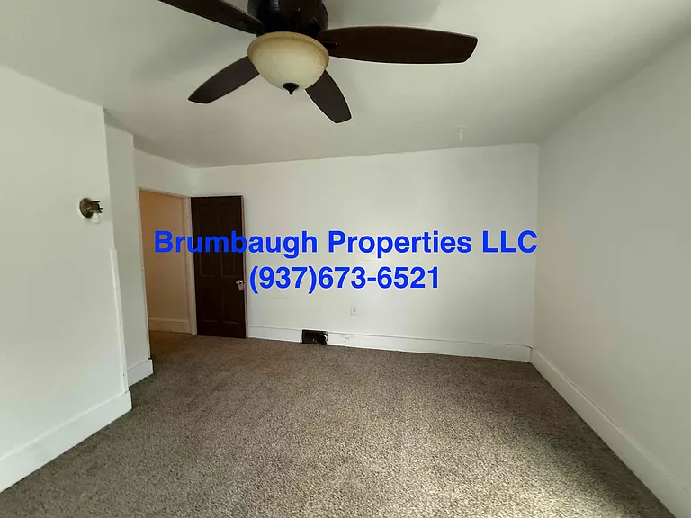 1027 Park Ave — Photo 39