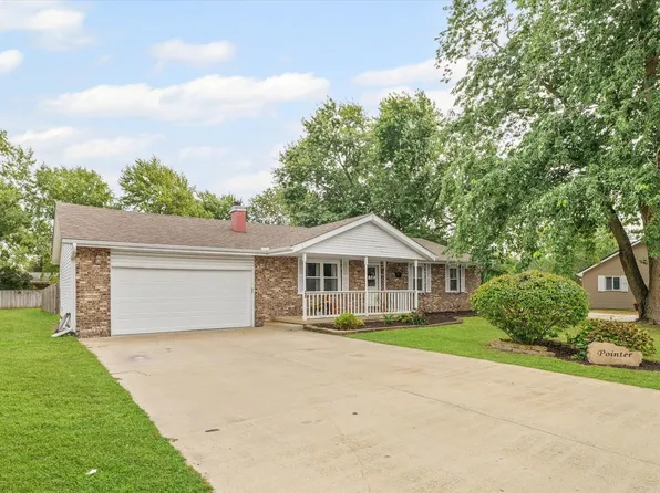28 Crestview Ct, Fisher, IL 61843