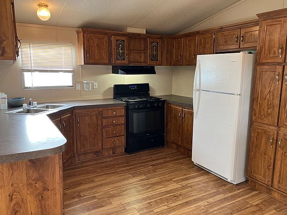 4th image of 3232 S Clifton Ave Lot 165