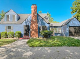 8014 Tracy Ave, Kansas City, MO 64131