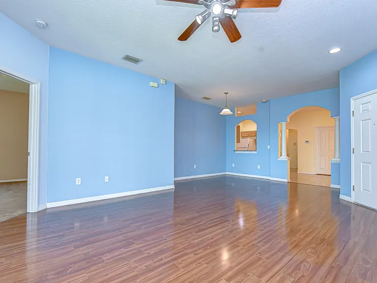 31501 Shaker Cir — Photo 9