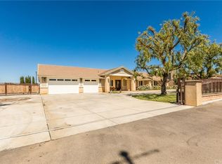 10993 Crowther Ln, Cherry Valley, CA 92223