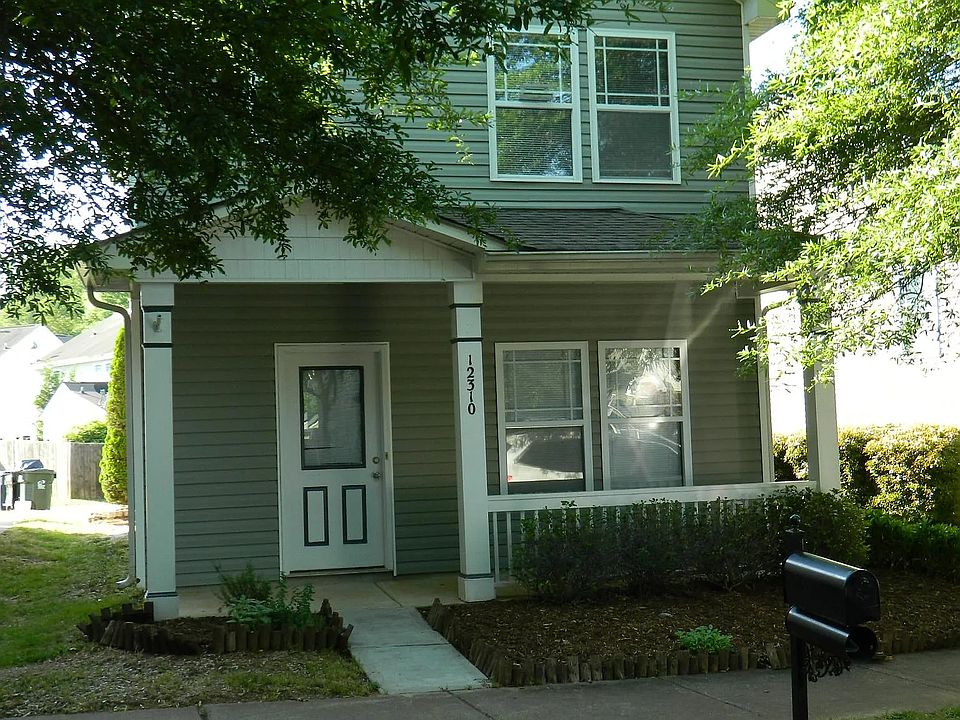 1st image of 12310 Walden Lea Dr