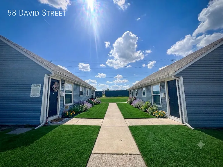 58 David St — Photo 25