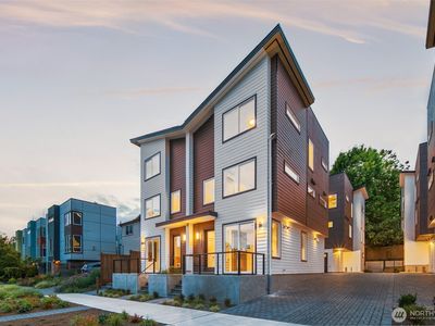 1746 A NW 62nd Street, Seattle, WA, 98107
