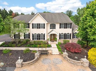 1001 Michael Ln, Eagleville, PA 19403