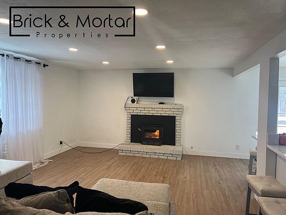 5th image of 601 Sonoma St