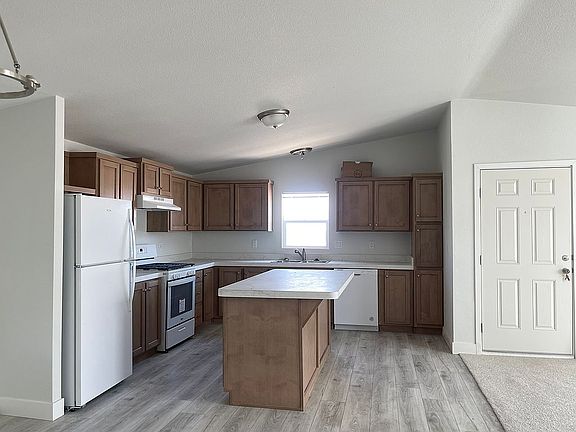 3rd image of 22020 Nisqually Rd #79